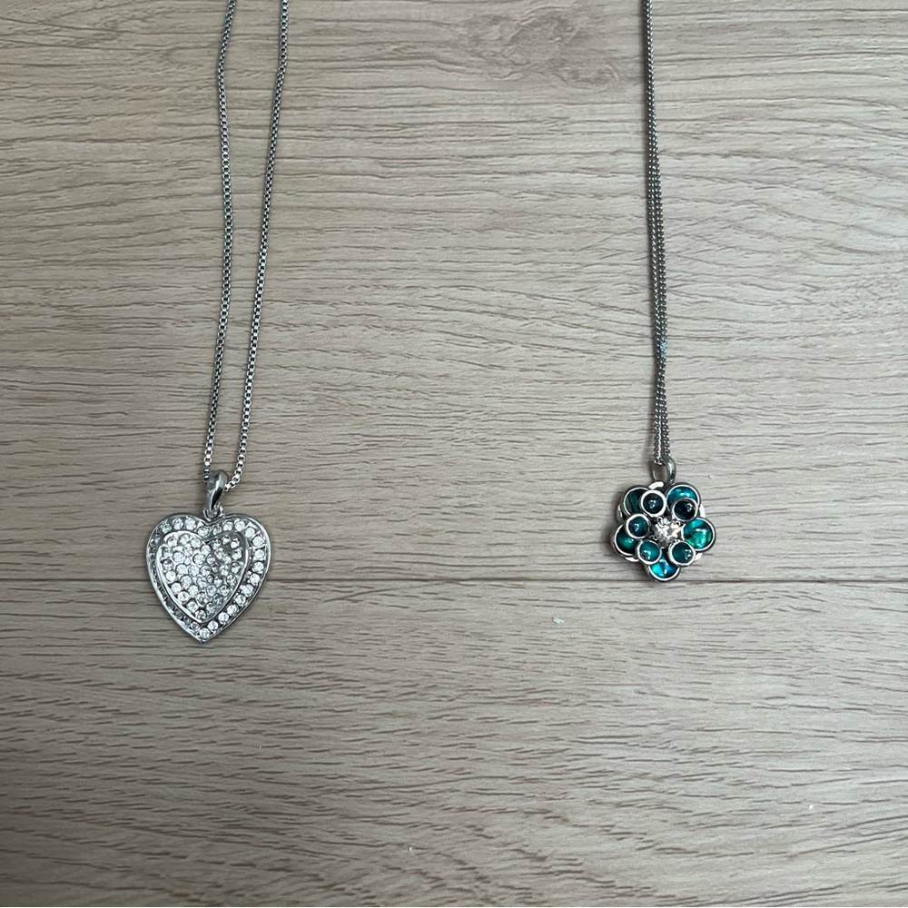 Diamond Heart Necklace & Flower Necklace
